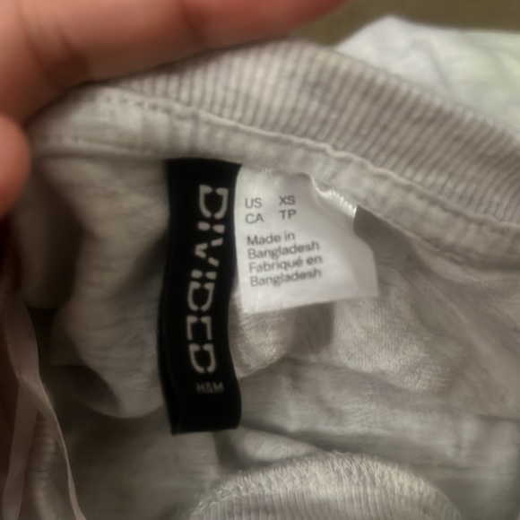 Gray sweater NASA neon - Picture 2 of 2